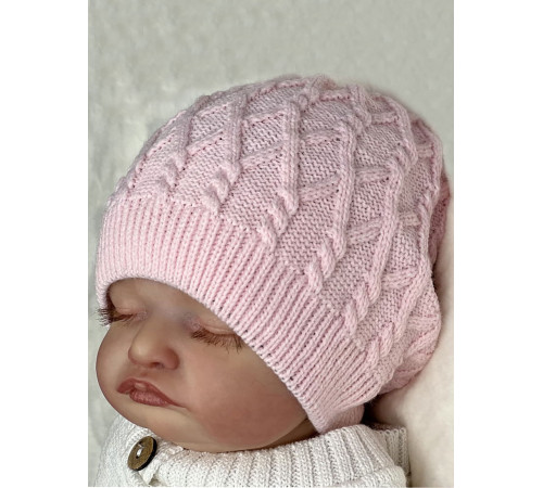 Вязаная шапочка Аран коса розовая