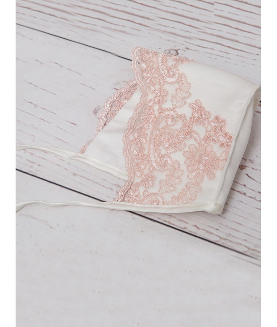 Чепчик для новорожденного Роскошь молочный-пудра