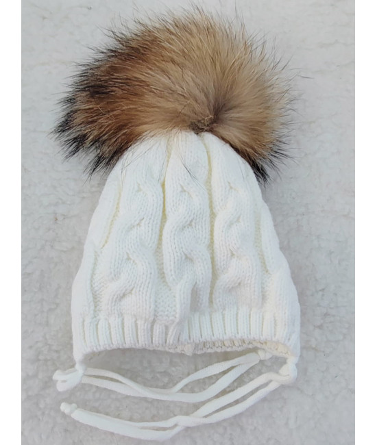 Вязаная шапочка Косички молочная