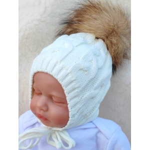 Вязаная шапочка Косички молочная
