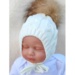 Вязаная шапочка Косички молочная