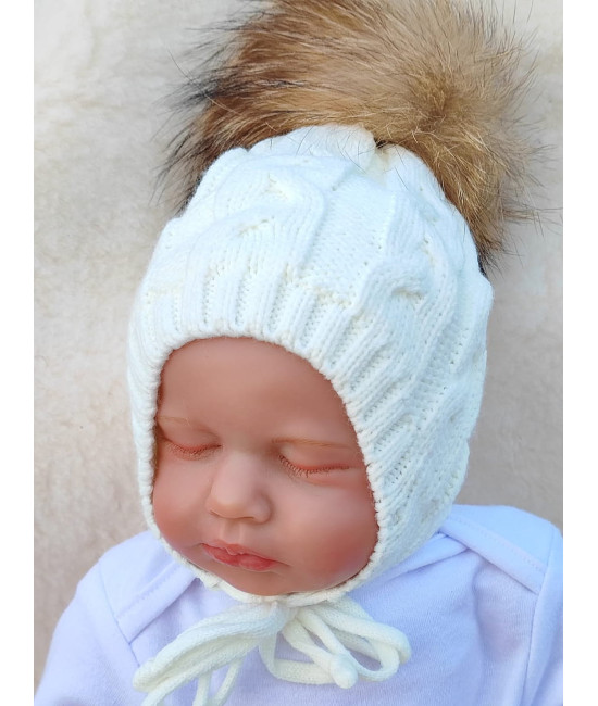 Вязаная шапочка Косички молочная