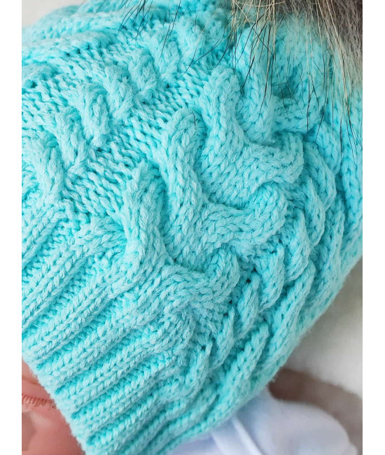 Вязаная шапочка Косички тиффани