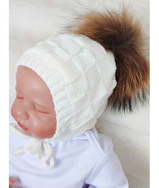 Вязаная шапочка Ромбики молочная