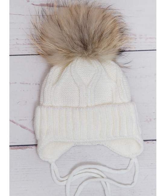 Вязаная шапочка Умка молочная