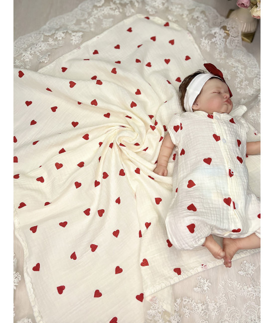 Летний комплект на выписку Айла сердечки красные