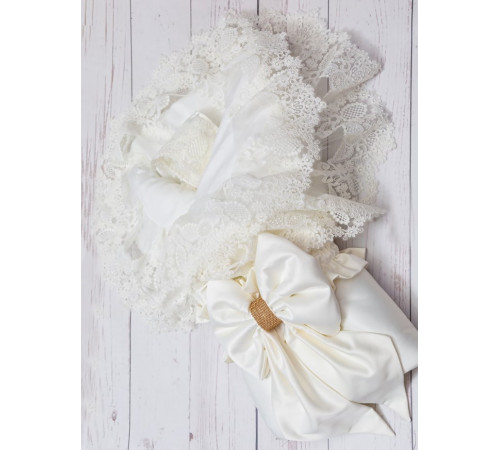 Комплект на выписку для новорожденного Лола-Буше молочный