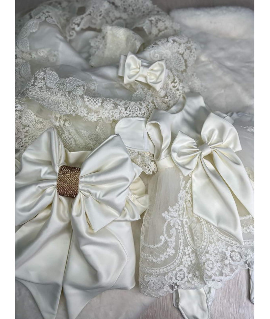 Комплект на выписку для новорожденного Лола-Буше молочный