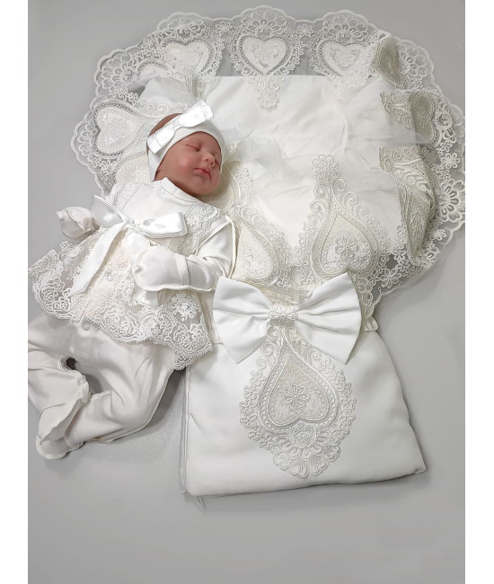 Комплект на выписку Маркиза-Кокетка молочный