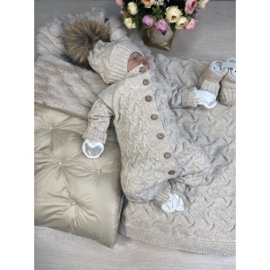 Комплект на выписку Пуф-Остин крем-брюле