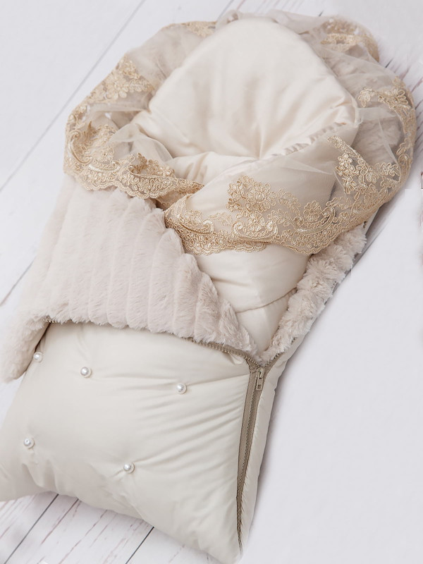 Комплект на выписку Пуф-Косички крем-брюле