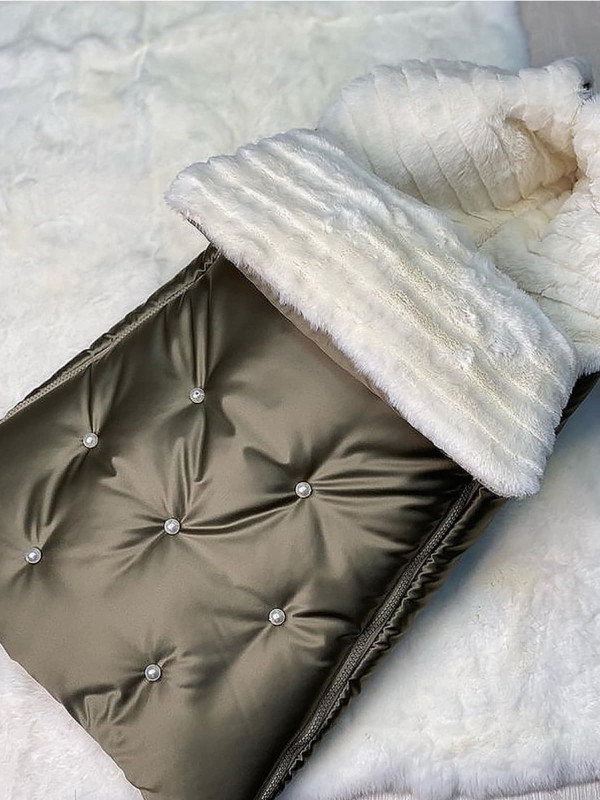 Конверт Пуф оливковый