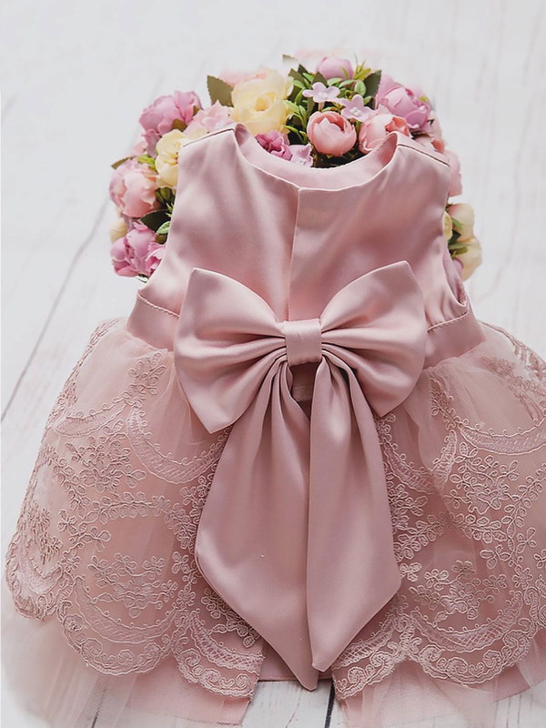 Платье с повязкой и комбинезоном Буше пудра