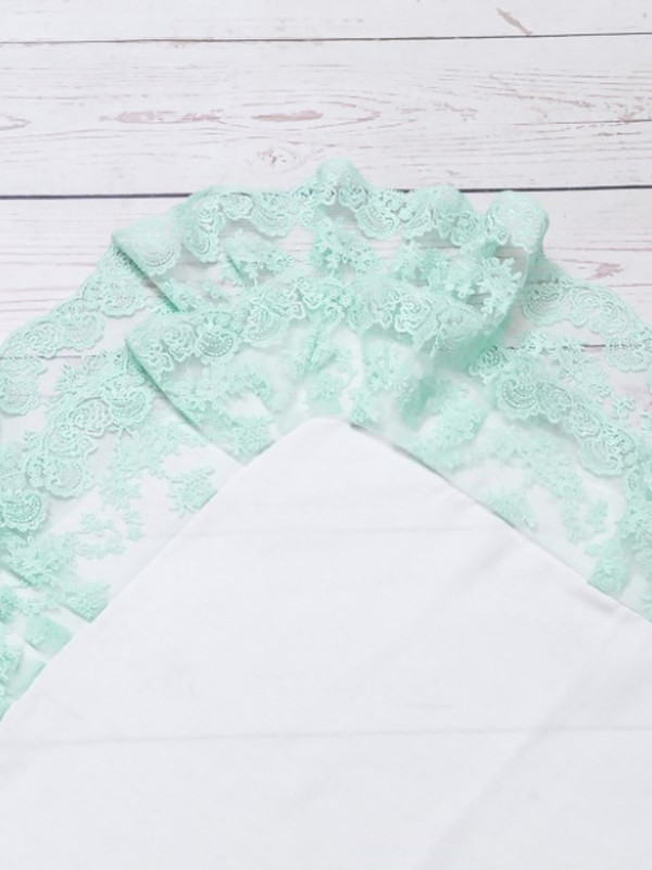 Уголок на выписку с поясом Марин молочный-тиффани