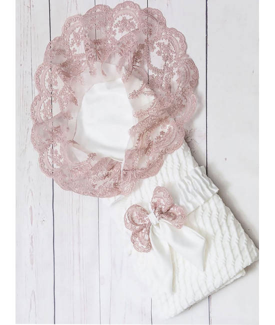 Летний вязаный плед Аран коса белый-пудра