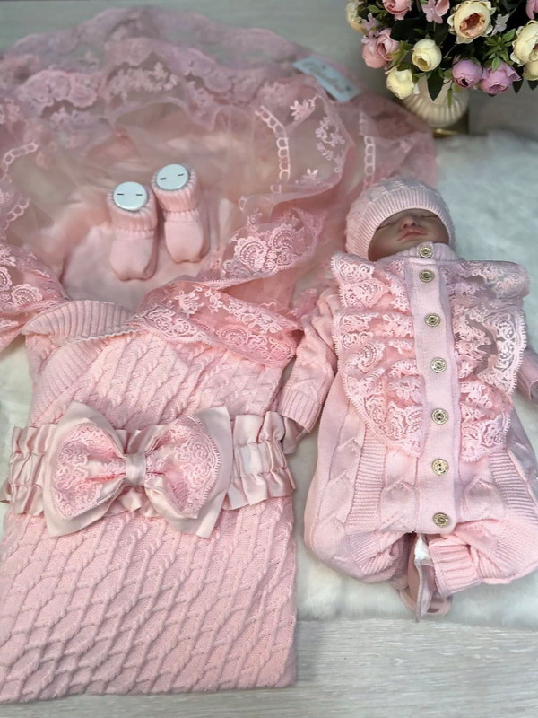 Летний вязаный комплект Аран коса-Марфин розовый