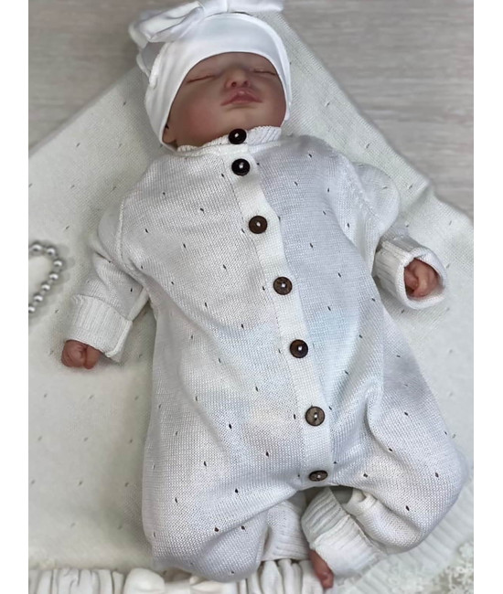 Вязаный комбинезон для новорожденного Капелька белый