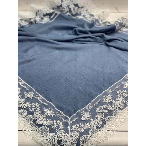 Вязаный плед для новорожденных Капелька с кружевом парламент