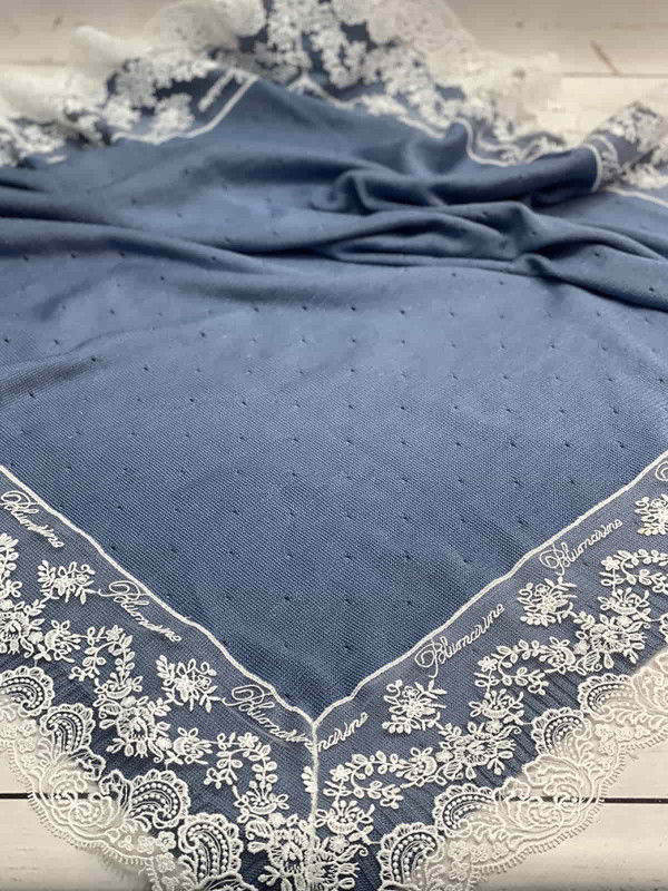 Вязаный плед Капелька с кружевом парламент