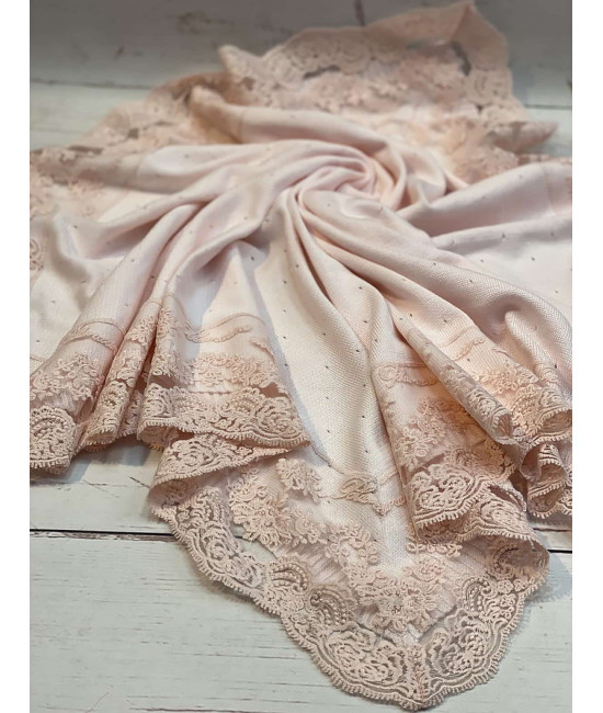 Вязаный плед для новорожденных Капелька с кружевом розовый