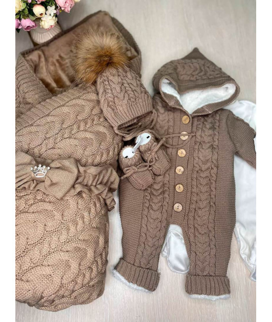 Вязаный комплект на выписку Коса Лайт-Рози какао