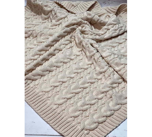 Вязаный плед для новорожденных Коса крем-брюле