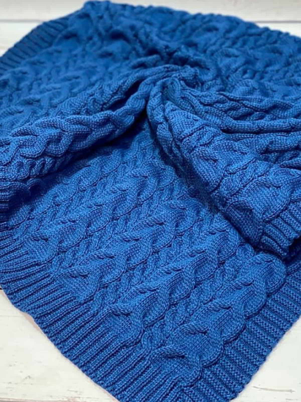 Вязаный плед Коса синий