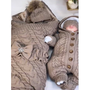 Вязаный комплект на выписку Коса Лайт-Рози какао