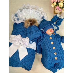 Вязаный комплект на выписку Коса-Рози парламент