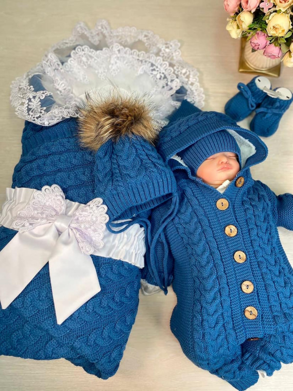 Вязаный комплект Коса-Рози парламент