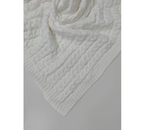 Вязаный плед для новорожденного Косички молочный