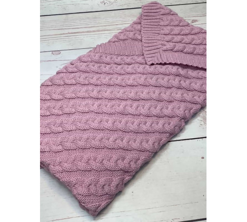 Вязаный плед для новорожденных Косички пудра