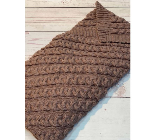 Вязаный плед для новорожденных Косички кофе