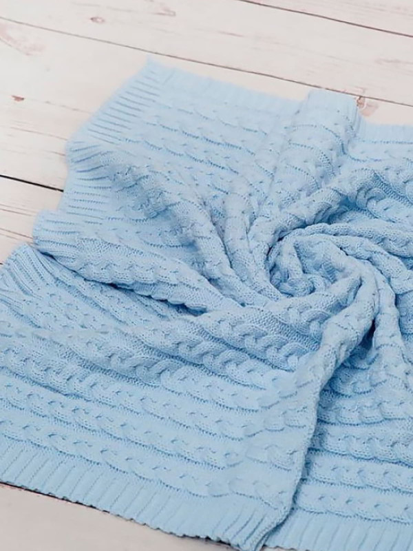 Вязаный плед Косички голубой