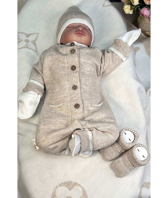Вязаный комбинезон шапочка пинетки Личи крем-брюле