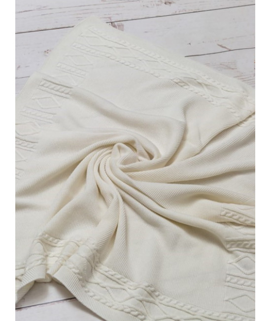 Вязаный плед Люпин молочный