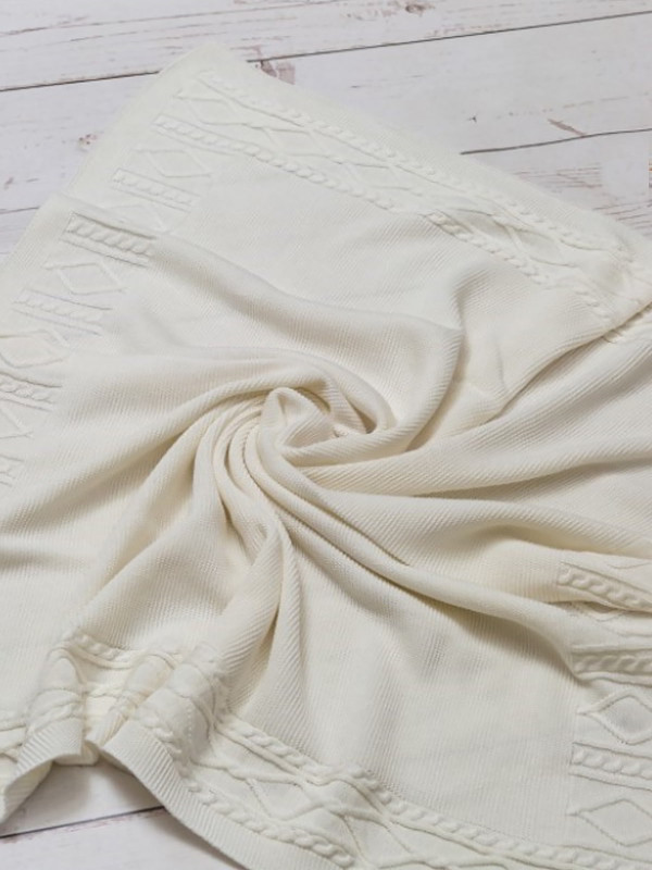 Вязаный плед Люпин молочный