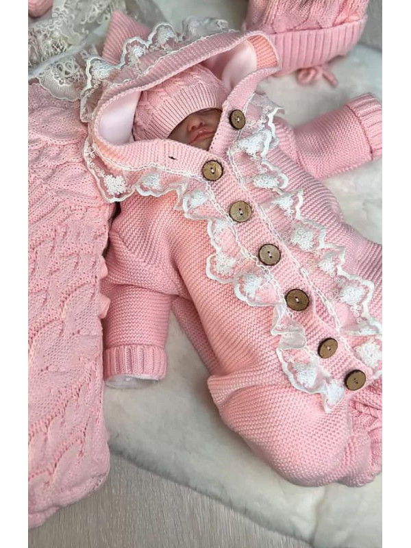 Вязаный комбинезон с кружевом Мишка розовый