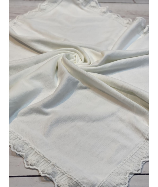 Вязаный плед для новорожденных Моана белый