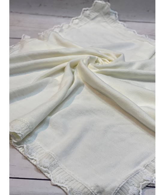 Вязаный плед для новорожденных Моана молочный