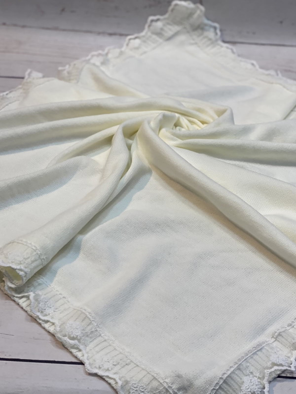 Вязаный плед Моана молочный