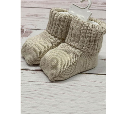 Вязаные носочки-пинетки Топы крем-брюле