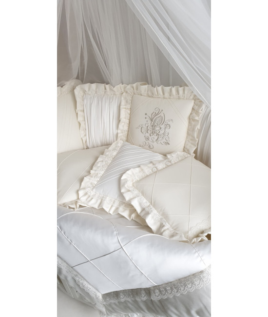 Комплект в круглую кроватку Jessika крем