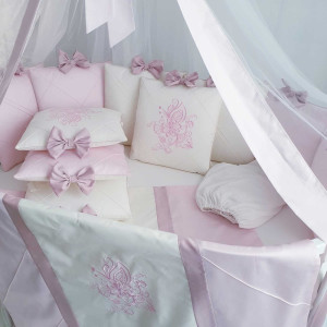 Универсальный комплект в кроватку Mary розовый