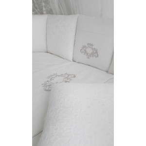 Универсальный комплект в кроватку Vinsent белый