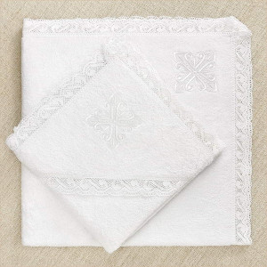 Крестильный набор Ирина с кружевным полотенцем