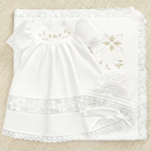 Крестильный набор Ксения с кружевным полотенцем