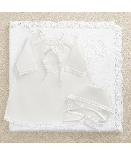 Крестильный набор Людмила с пеленкой с кружевным полотенцем