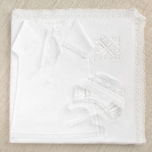 Крестильный набор Павел с кружевным полотенцем