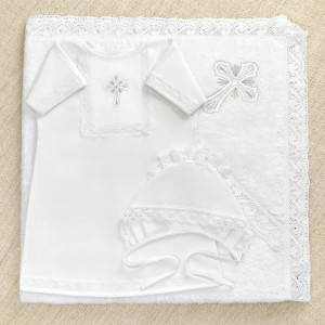 Крестильный набор Светлость с кружевным полотенцем